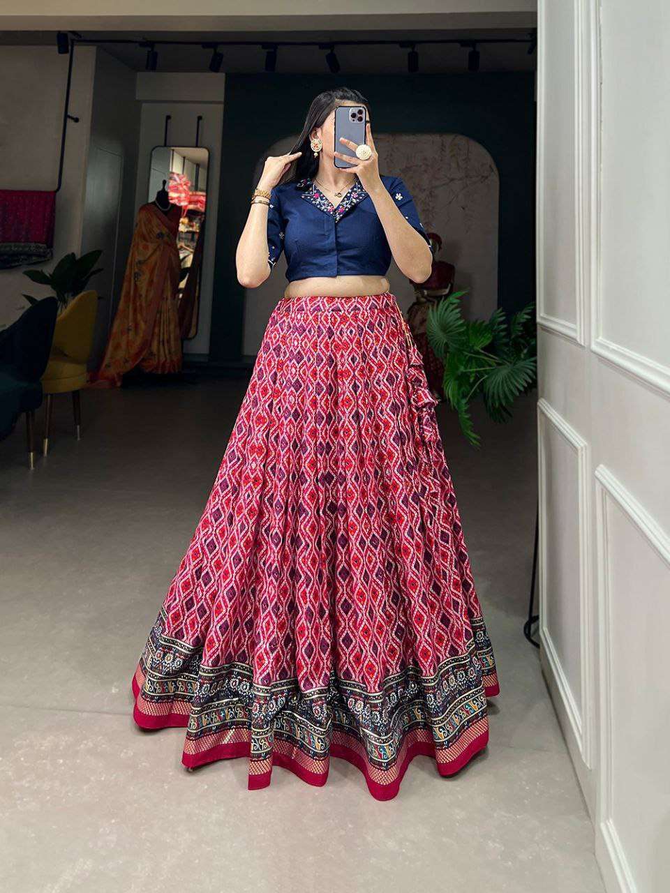 Women's Printed Ethnic Lehenga Choli Set with Embroidered Blouse ? Stylish Festive Wear - Image 4