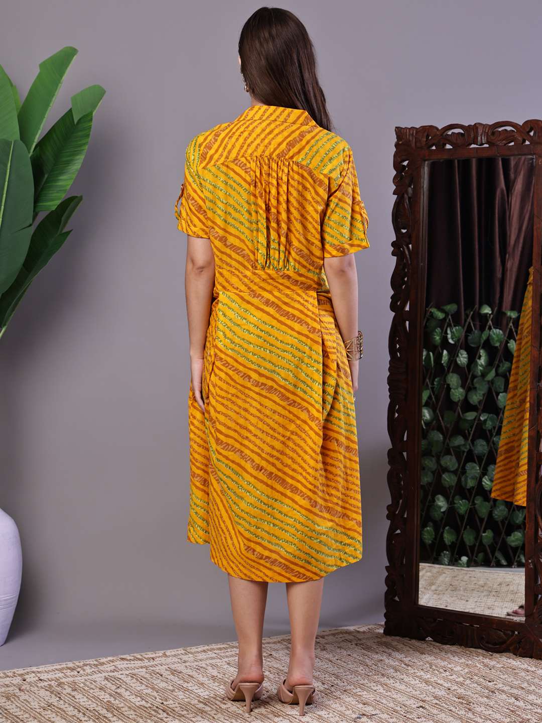 Women's Yellow Printed Cotton Shirt Dress - Image 2